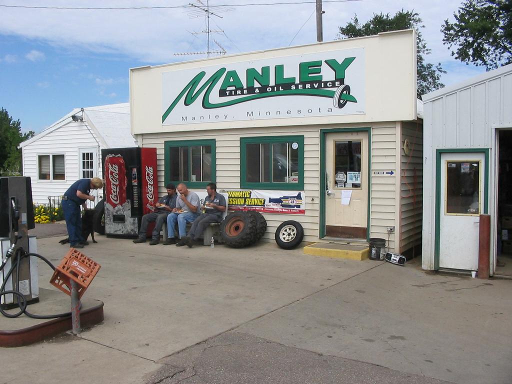 MANLEY CUSTOMER APPRECIATION DAY 004 by Manley Tire & Oil Service